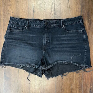 Old Navy black denim short SZ 20